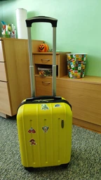 Чемодан для ручной клади пластиковый лоукост Wizz Air Ryanair 40 x 30 x 20 белый фото от покупателей 5