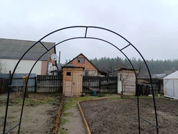 Садова арка для плетучих рослин та фотозон Gardlov