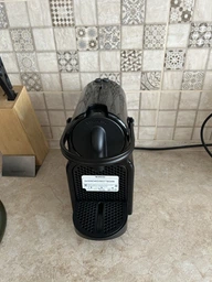 Капсульная кофемашина Nespresso Inissia Black EN80.B, 0,8 л, 19 бар, Черная фото от покупателей 1