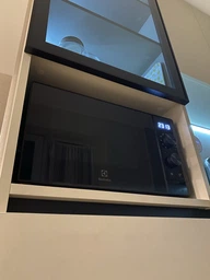 Мікрохвильова піч Electrolux EMZ725MMK фото від покупців 2