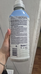 Кондиціонер для білизни Lenor Для чутливої шкіри 71 цикл прання 1.491 л (8700216723985) фото від покупців 1