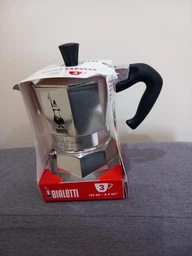 Гейзерна кавоварка Bialetti La Mokina, 1 сup, 40 мл, Чорна фото від покупців 1