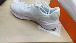 Женские кроссовки для бега Nike Revolution 7 FB2208-600 36.5 (6US) 23 см Светло-розовые (196969196776) фото от покупателей 3