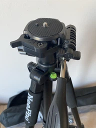 Штатив тринога NeePho NP-8850, професійний для телефону, фотоапарата, 55 -175 см, 4 коліна (NP-8850) фото від покупців 5