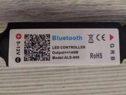 Розумна світлодіодна LED стрічка гірлянда Smart RGB 5050 з Bluetooth додатком + пульт. Комплект 5 метрів водостійкий працює від USB і Powerbank (Павербанка) чорна фото від покупців 3