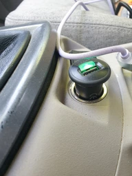 Автомобильное зарядное устройство с FM-модулятором Baseus Enjoy Bluetooth FM Launcher 3.4A Black (CCLH-01) фото от покупателей 7