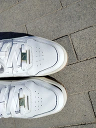 Женские кеды низкие Puma Carina Street Lux 39748704 37 (4UK) 23 см Puma White-Mauve Mist-Puma Gold (4067979606547) фото от покупателей 8