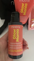 Профессиональный шампунь Matrix Glow Mania для защиты цвета окрашенных волос 300 мл (3474637257026)