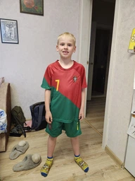 Форма футбольная детская Lion SPORT Ronaldo (Роналдо) 7 Збірна Португалії 2024, 28-150-155, зеленый-красный фото от покупателей 3