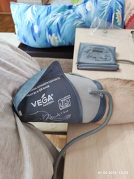 Тонометр автоматический VEGA VA-340 с индикатором аритмии фото от покупателей 7