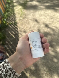 Солнцезащитный невидимый прозрачный стик для лица и тела BABE Laboratorios Sun Protection SPF 50 30 г (8436571632142) фото от покупателей 2