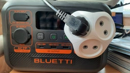 Зарядна станція Bluetti AC2P (Global) фото від покупців 5