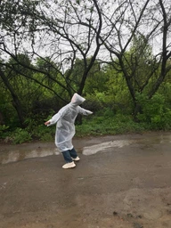 Жіночий дощовик чоловічий дорослий плащ підлітковий прозорий багаторазовий похідний ева на кнопках плащі дощові дорослі накидка від дощу багаторазова Hechpro ТБ130 блакитний фото від покупців 11