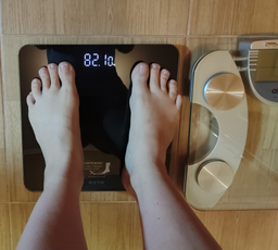 Весы напольные RZTK Slim Scale White фото от покупателей 3