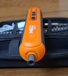 Аккумуляторная отвертка NEO Tools 4V Li-Ion USB-C (04-199) фото от покупателей 3