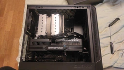 Відеокарта PALIT Nvidia GeForce RTX 5070 Ti GameRock OC 16GB GDDR7 (NE7507TH19T2-GB2030G) фото від покупців 3