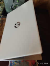 Ноутбук HP Laptop 15-fc0104ua (B4LX5EA) Diamond White / 15.6" IPS / AMD Ryzen 5 7520U / RAM 16 ГБ / SSD 512 ГБ