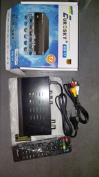 Цифровой тюнер T2 эфирный приемник с функциями Wi-Fi, IPTV, USB и поддержкой MEGOGO Т2 Euрosky ES-I7 Черный (370579)