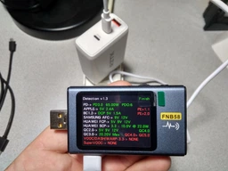 Сетевое зарядное устройство RZTK GaN2 100W USB-A (QC4.0) 2xUSB-C (PD3.0) + кабель USB-C 100W White