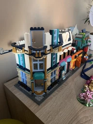 Lego Creator Центральная улица 31141