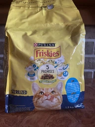 Сухой корм для кошек Purina Friskies Sterile с лососем и овощами 1.5 кг (7613033002458) фото от покупателей 3