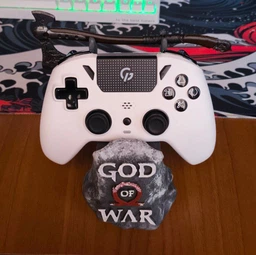 Держатель геймпада «God of War с топором Кратоса» фото от покупателей 1