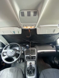 Автомобильный солнцезащитный зонт для лобового стекла SunShield фото от покупателей 2