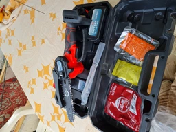 Акумуляторна ланцюгова міні пила в кейсі з автоматичною подачею масла ProVolt PV-100 з безщітковим двигуном, 2 акумулятори, 2 шини, 4 ланцюги, (5777637) фото від покупців 1