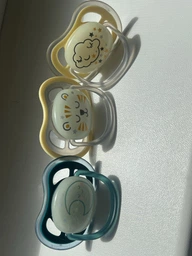 Пустышка Philips AVENT Avent Ultra Air Ночная 18 месяцев + 2 шт. (SCF376/01) фото від покупців 1