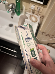 Професійна зубна паста для відновлення та захисту емалі від зубного нальоту, карієсу Biorepair Total protective repair 75мл фото від покупців 5