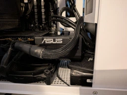 Видеокарта Asus Radeon RX 9070 16Gb PRIME OC (PRIME-RX9070-O16G) фото от покупателей 5
