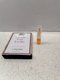 Пробник парфюмированная вода для женщин Lancome La Vie Est Belle L`eau De Parfum 1.2 мл (3605533485477/3614274010916) фото от покупателей 1