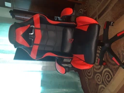 Крісло ігрове з підніжкою RZTK Viper Red