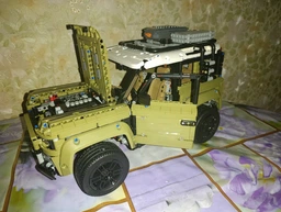 Конструктор Джип Внедорожник Lend Rover Defender (2573 деталей) 1:8 Масштаб фото от покупателей 5