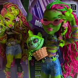 Кукла Монстер Хай Венера МакФлайтрап с питомцем Monster High Venus McFlytrap with Pet Cat Chewlian Mattel (HRP81) фото от покупателей 5