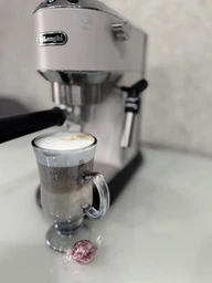 Кофеварка рожковая DeLonghi EC 685 W 51мм White фото от покупателей 11