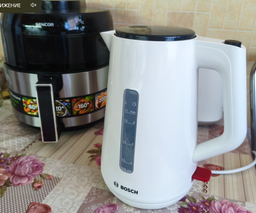 Электрочайник BOSCH MyMoment TWK1M123 фото от покупателей 9