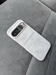 Чохол для Google Pixel 9 Pro Сірий – матова шкіра, мікрофібра всередині, захист камери та слот для карток