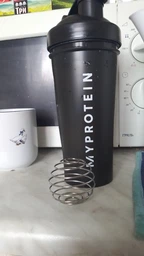 Шейкер My Protein Shaker with metall bal 700 мл чорний фото від покупців 5