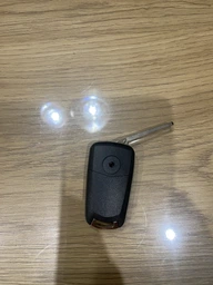 Корпус выкидного ключа Opel Vectra Astra Omega Insignia Zafira Crossland X Campo Vivaro AdlerKey (87-64) на 2 кнопки (лезвие HU101 две черные кнопки под чип 7946/7941) фото от покупателей 2
