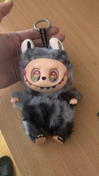 Коллекционная фигурка-брелок Серия №3 Labubu Лабубу HaveASeat/TheMonsters, 17 см