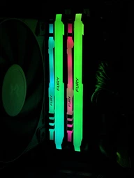 Оперативная память Kingston Fury DDR4-3200 16384MB PC4-25600 (Kit of 2x8192) Beast RGB 1Rx8 Black (KF432C16BB2AK2/16)