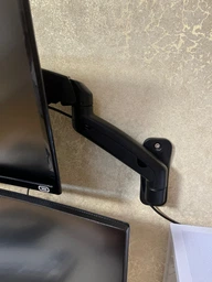 Настенный крепеж для монитора OfficePro MA310B с пружиной 17-32" 2-9 кг Black фото от покупателей 7