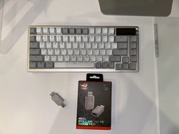 USB-адаптер ASUS ROG Polling Rate Booster White (90MP03T0-BRUA10)