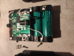 Акумуляторна пила ланцюгова електрична Chain SAW 6 дюймів, міні пила для обрізання дерев та розпилу дров 2 АКБ синій фото від покупців 1