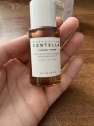 Зволожуючий тонер із екстрактом центелли Skin1004 Madagascar Centella Toning Toner 400 мл фото від покупців 1