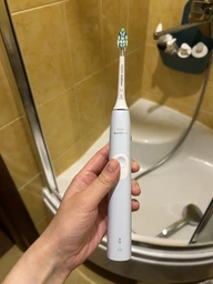 Електрична зубна щітка PHILIPS Sonicare HX6800/63 Protective Clean 4300 фото від покупців 6