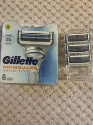 Сменные картриджи для бритья (лезвия кассеты) мужские Gillette Skinguard Sensitive 6 шт