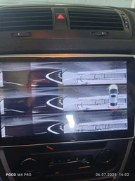 Камера заднього виду штатна для Volkswagen Skoda Fabia, Octavia, Yeti, Roomster, Audi A1, A2. З поворотними лініями (КЗШ-1304-00)