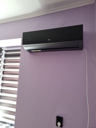 Кондиционер TCL TAC-09CHSD/XA82IN Black Inverter R32 WI-FI + Кронштейн (крепление) для кондиционера Acc Electrics AE-001 (1286113590471) в подарок!